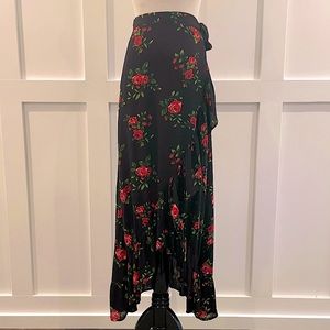 Forever 21 Floral Ruffled Wrap Skirt. Size S/M. Black/Red